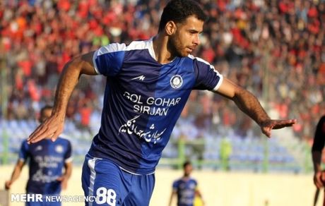 اولین پیروزی گل گهر در لیگ برتر