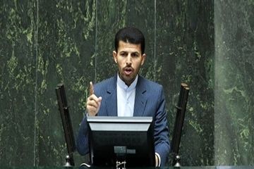  اینکه برای توسعه اقتصادی منتظر توافق با دنیا باشیم، نوعی خوش خیالی و محال است