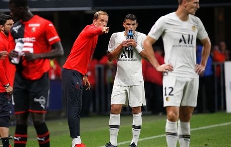 توخل: باختیم چون یکی پس از دیگری فرصت‌‌های‌مان را سوزاندیم/ تا بازیکنی جدید نخریم، نیمار جایی نمی‌رود 