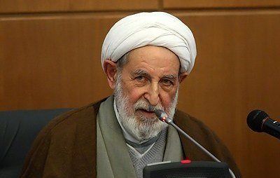 انتقاد تند آیت الله یزدی از آیت الله آملی لاریجانی