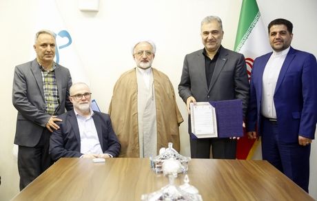 سرپرست بانک دی برگزیده چهارمین همایش ملی تجلیل از خادمین ایثارگران شد