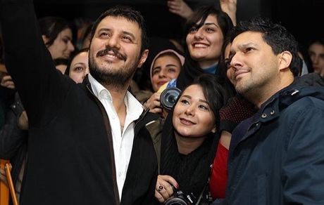 سلفی جواد عزتی و حامد بهداد با هوادارانشون + عکس