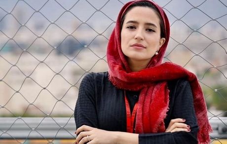 نگار جواهریان بعد از زایمان پشت فنس آفتابی شد 