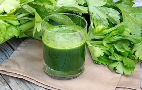 خواص شگفت‌انگیز آب کرفس