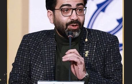 فرزاد حسنی مجری جشنواره فجر شد + عکس