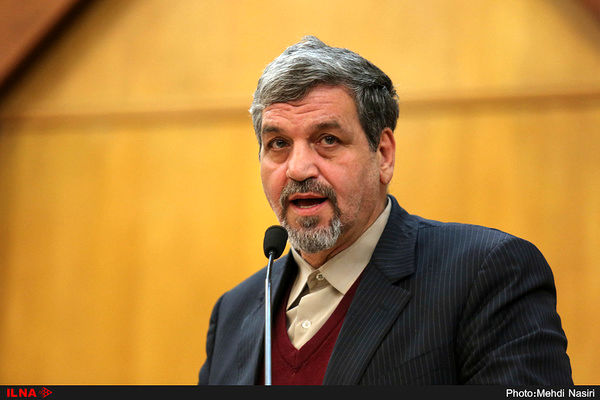 کواکبیان:

از آقای ولایتی چندین شغله می‌خواهیم کارها را به جوان‌ترها واگذار کند