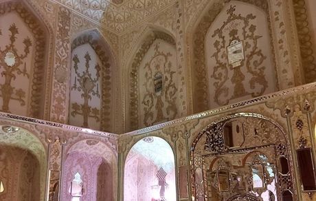 رزیتا غفاری در هتلی لاکچری + عکس