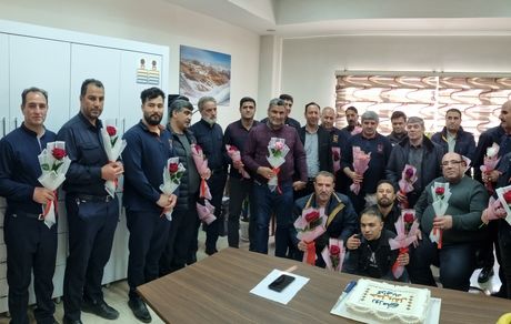 تجلیل از تلاشگران عرصه حمل و نقل در مجتمع مس سونگون