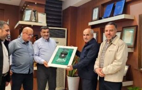 دیدار فرمانده حوزه مقاومت بسیج شهید بقایی با مهندس محمدی مدیر عامل شرکت فولاد اکسین خوزستان