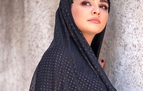 دختر زیبای بیژن امکانیان با چادر + عکی