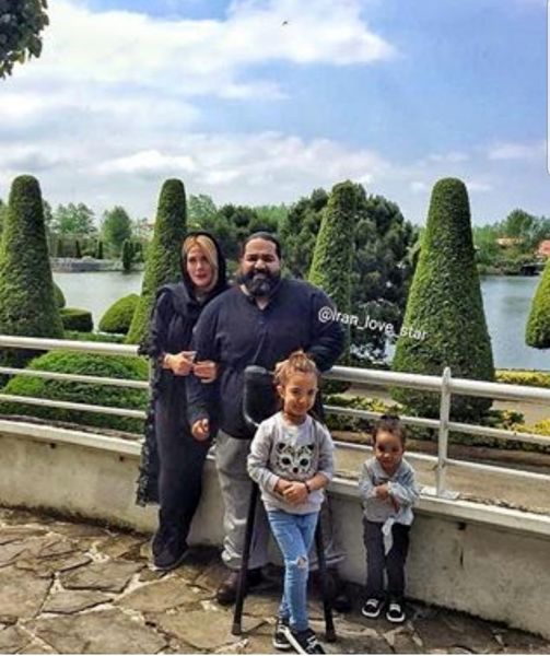 عکس همسر و دختران رضا صادقی