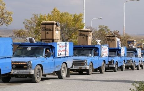 مجتمع مس سونگون ۵۰ سری جهزیه به نوعروسان ورزقانی اهدا کرد