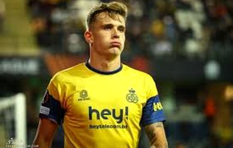 دنیس اکرت به زودی در ترکیب تیم ملی ایران؟