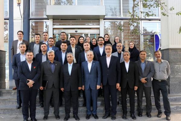 مدیرعامل بانک صنعت و معدن : بهره برداری از 8 طرح ایجادی توسط این بانک و ایجاد 1000 فرصت شغلی در این استان