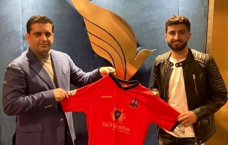 کریم‌زاده: نیمکت‌نشین‌های استقلال یک تیم هستند