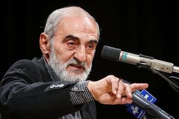 ناو‌های آمریکا را جدی نگیرید؛ خدا اینجاست