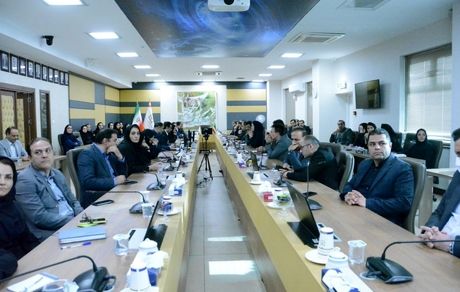 تأکید مدیران ارشد بانک صنعت و معدن بر حضور حرفه‌ای، هماهنگ و اثرگذار در نمایشگاه KishInvex 2025