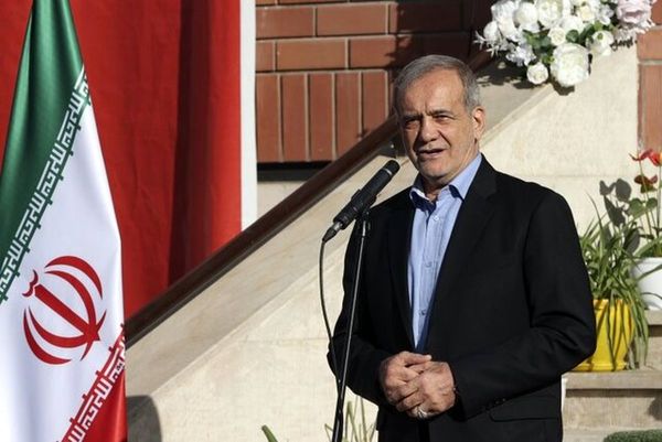 برخی می‌خواهند دولت پزشکیان را کنار بزند و کاندیدای خودش را رئیس جمهور کند