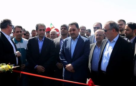 با حضور وزیر صمت و مدیران ارشد ایمیدرو و ایمپاسکو برگزار شد؛ افتتاح پروژههای زیرساختی و امدادی در منطقه معدنی طبس