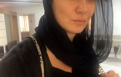 چهره بدون گریم مینا وحید + عکس