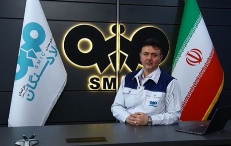 تاثیر هوش مصنوعی بر افزایش بهره وری کارکنان و سازمان ها