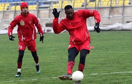 ستاره خارجی به دنبال راه برای پیوستن به پرسپولیس