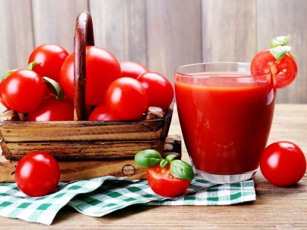 فواید آب گوجهفرنگی + جزئیات و عکس