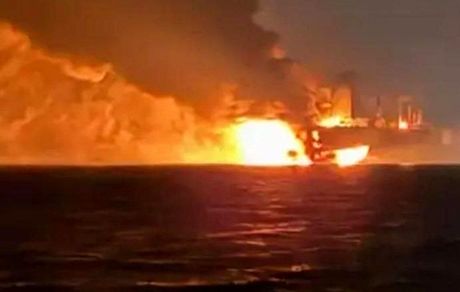۲ نفتکش در دریای سیاه منفجر شدند