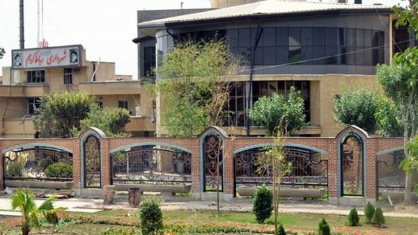 انفجار یک بمب مقابل ساختمان شهرداری رباط کریم