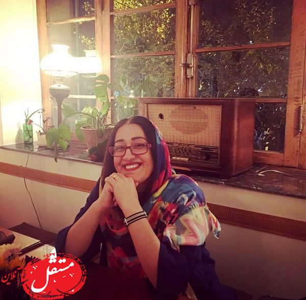 خانم بازیگر در رستورانی قدیمی و تاریخی + عکس