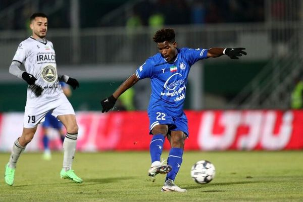 اندونگ با آبی‌ها به توافق رسید