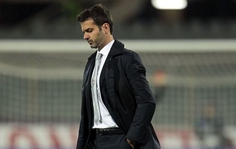 استراماچونی ایران را ترک کرد