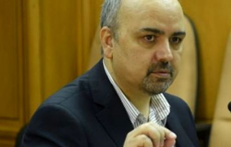 سندرم «قالتاقیت» و آسیب‌های اجتماعی غلبه‌ی فریب
