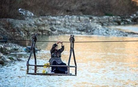 اهالی این روستا انگشت ندارند