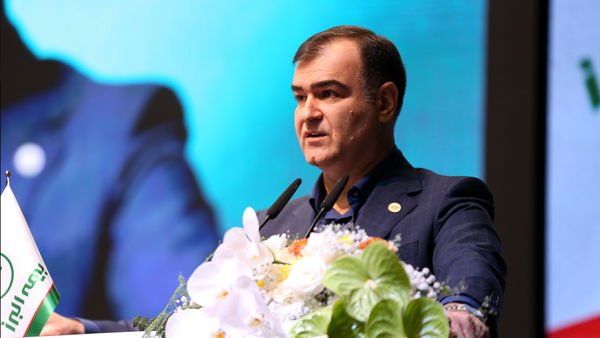 مدیرعامل بیمه البرز: با وصول به موقع مطالبات، استفاده از هوش مصنوعی و اجرای اصولی آزادسازی نرخ ها، کیفیت خدمات بیمه ای ارتقا می یابد