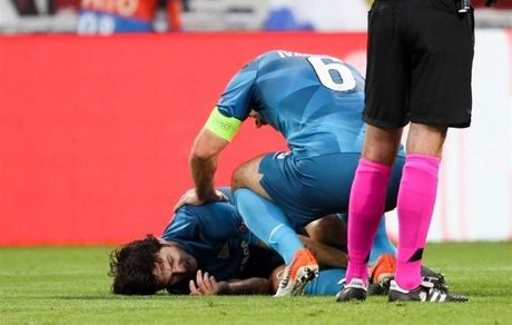 مصدومیت آزمون جدی است و باید استراحت کند