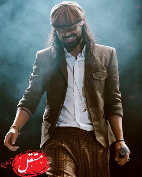 استیال جالب امیرعباس گلاب در کنسرتش + عکس