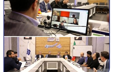 نشست صمیمی مدیرعامل بیمه سرمد با نمایندگان برتر شبکه فروش ،تقویت ارتباط با شبکه فروش؛ محور اصلی نشست