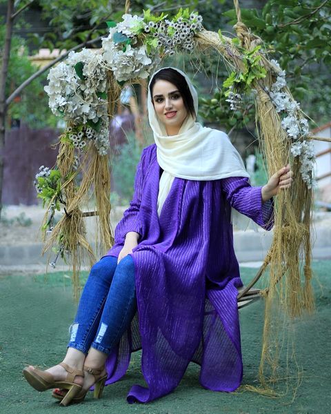 هانیه غلامی با تیپ بنفش تابستانه + عکس