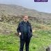 یک تصویر از اسحاق جهانگیری در هوای بارانی تهران